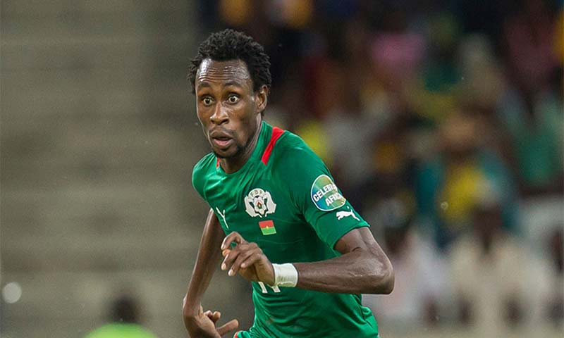 Cầu thủ Burkina Faso xuất sắc Jonathan Pitroipa